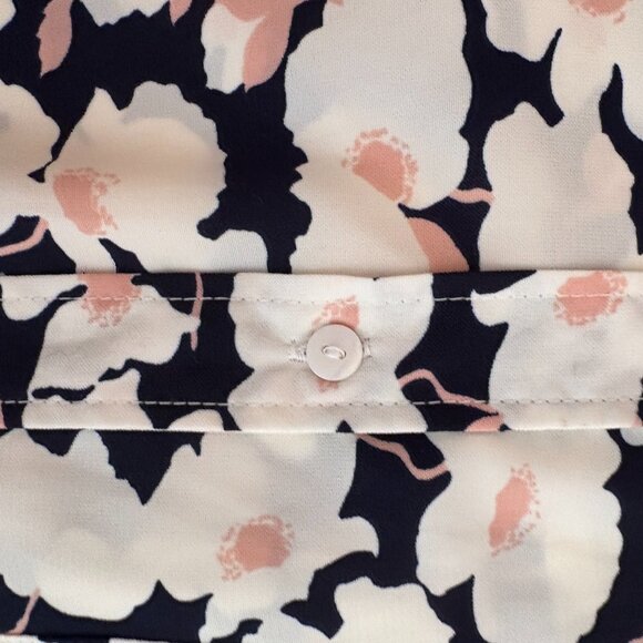 Skies Are Blue Button Down Long Sleeve Top w/ Roll Up Sleeves - Floral Print XXL - Picture 3 of 7